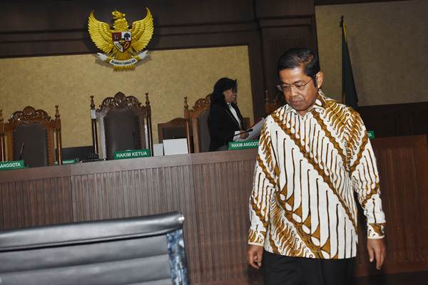  Idrus Marham Didakwa Terima Suap Rp2,250 Miliar