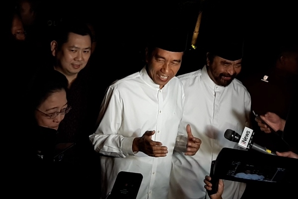  Bertemu Ketum Parpol KIK, Jokowi: Bicara Sedikit, Banyak Makannya