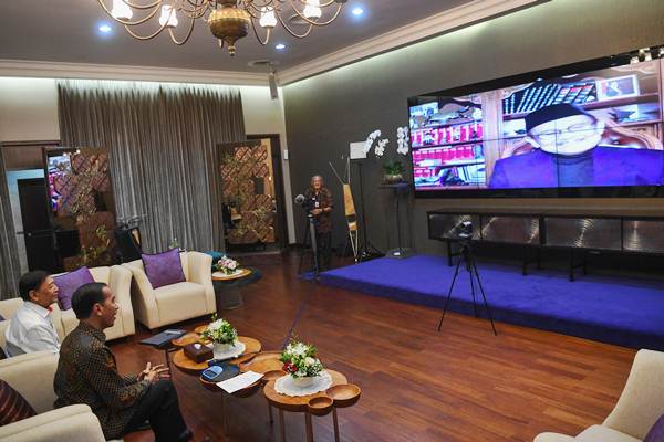  Jelang Debat Perdana, Capres Jokowi Diskusi Bareng Tim Kampanye di Djakarta Theater