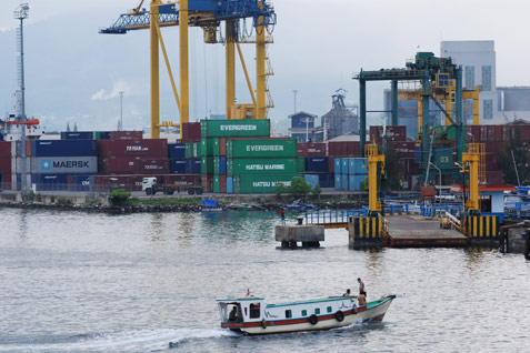  LAYANAN TUNGGAL BERBASIS INTERNET  : 29 Pelabuhan Ditarget Terapkan Inaportnet