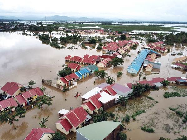 Banjir Landa Sulawesi Selatan