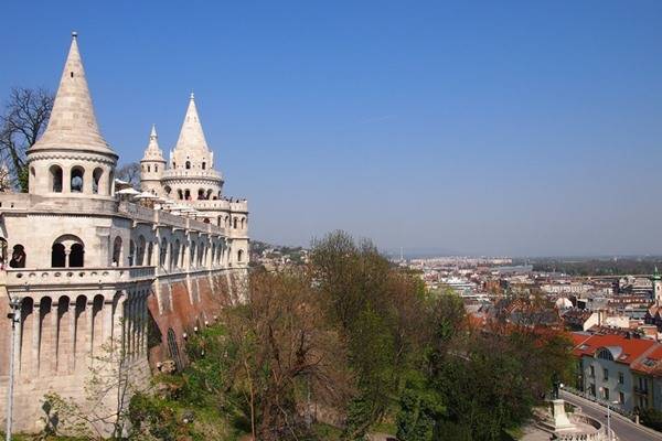  10 Tempat Wajib Dikunjungi Saat ke Budapest