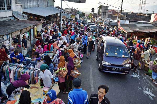  Ekonomi Global Melambat, Pemerintah Optimistis Konsumsi Rumah Tangga Tetap Tumbuh