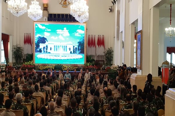  Pesan Jokowi di Hadapan Perwira Tinggi TNI dan Polri, Hadapi Revolusi