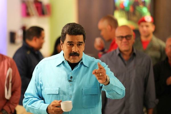  Tekan Maduro, AS Jatuhkan Sanksi ke Perusahaan Minyak Venezuela