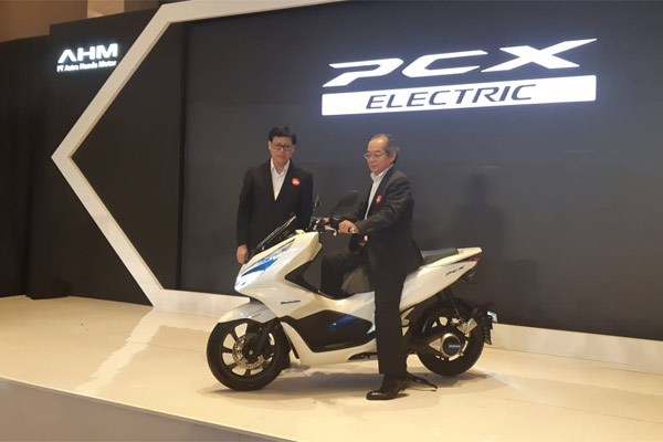  Honda PCX Electric Berstandar Kemanaan Internasional