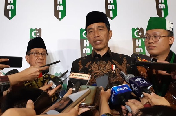  Deklarasikan Dukungan ke Jokowi, Akbar Tandjung Sebut Itu Keputusan Pribadi