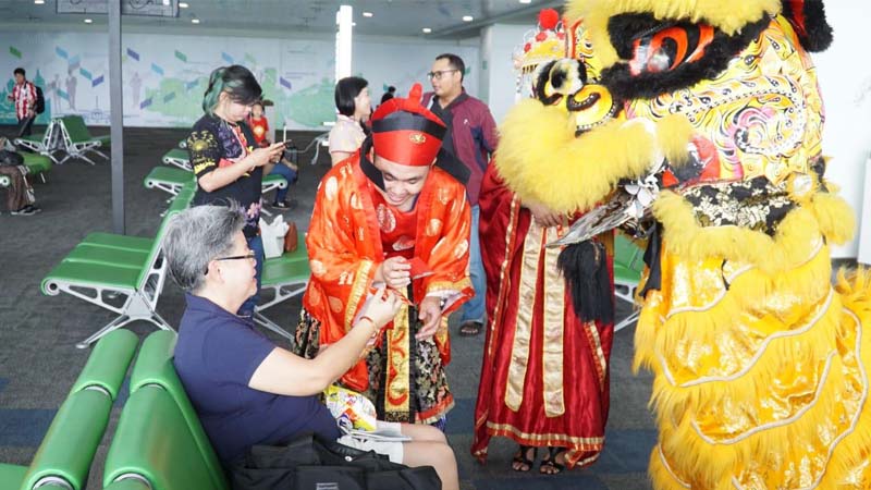  Bandara Jenderal Ahmad Yani Semarang Sambut Tahun Baru Imlek Dengan Hiasan Ratusan Lampion