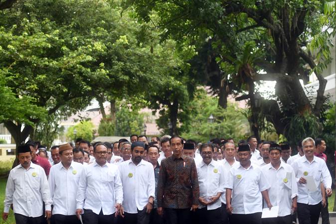  Presiden Jokowi Silaturahmi dengan Petani Tebu