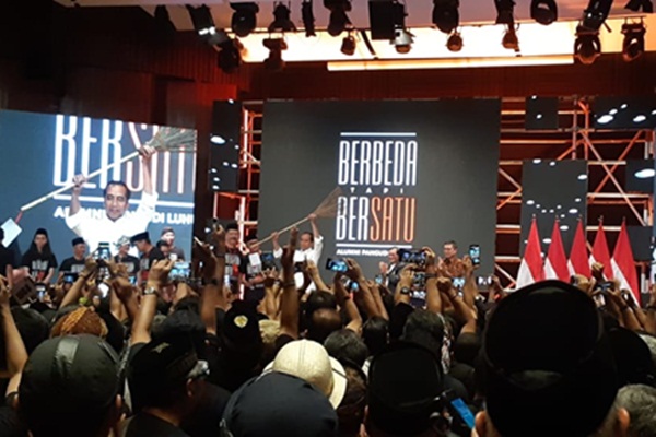  Alumni Sekolahan Sandiaga Uno Deklarasikan Dukungan untuk Jokowi