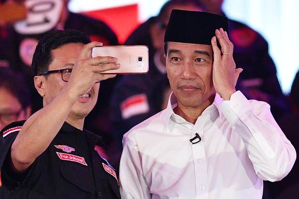  Survei Populi: Pemilih Jokowi-Ma\'ruf Lebih Banyak dari Kalangan Non Milenial