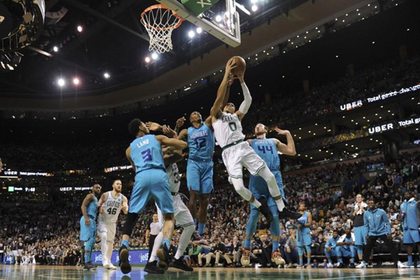  Basket NBA: Fultz ke Magic, Simmons ke Sixers
