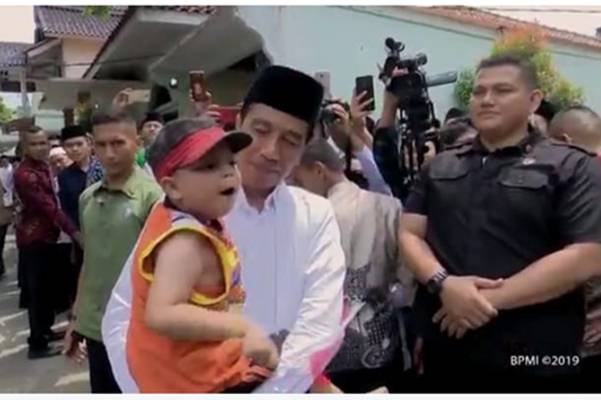  Mengharukan, Usaha Anak ini Bertemu Presiden Jokowi Akhirnya Terwujud. Ini Videonya