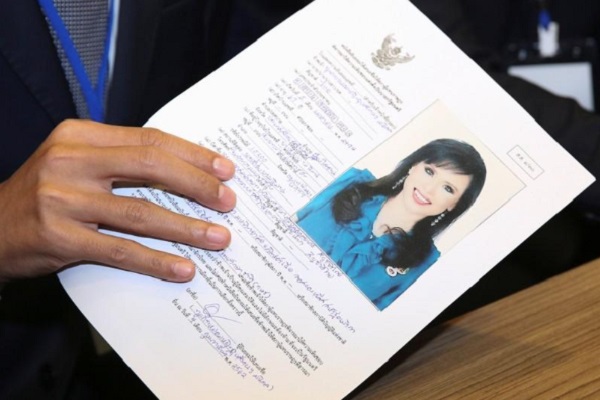  Akhir Drama Politik Thailand, Komisi Pemilihan Diskualifikasi Kakak Raja