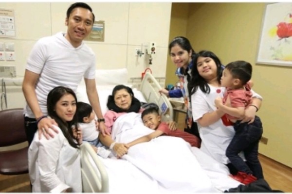  Ani Yudhoyono Sakit Kanker Darah, Ini Doa Menantunya Annisa Pohan dan Alya Rajasa