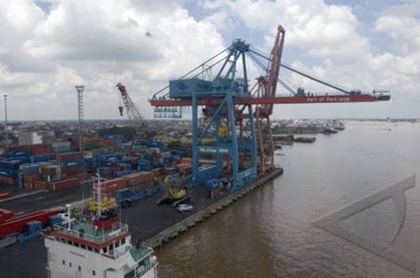  Luhut Pandjaitan: Tarif di 7 Pelabuhan Bakal Lebih Murah dari Singapura