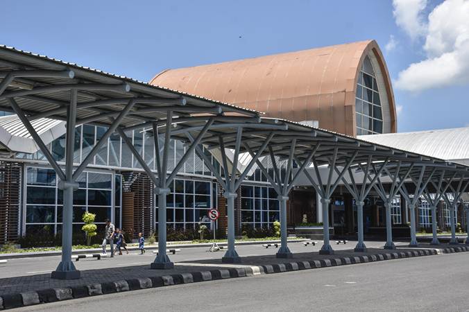  Bandara Lombok Sepi Penumpang