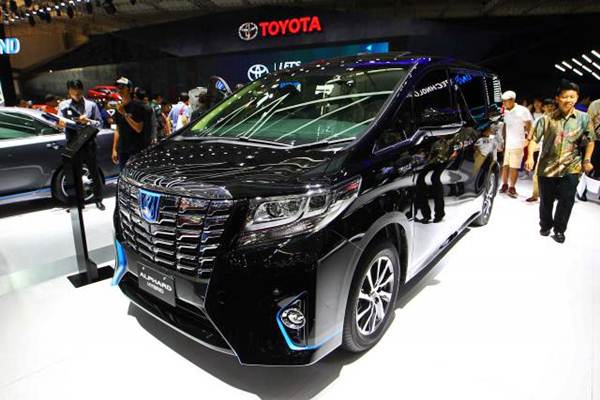  MPV Premium Melaju Kencang, Merek Toyota Dominasi Pasar