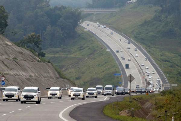  Tol Trans Jawa Dinilai Bisa Tekan Seliweran Truk Bermuatan Lebih