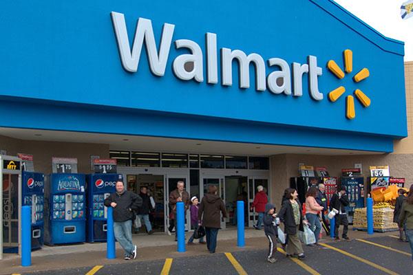  Penjualan Walmart Naik 4,2% Selama Libur Panjang