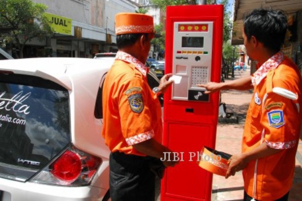  DKI Jakarta Uji Coba Aplikasi Parkir di Lima Wilayah