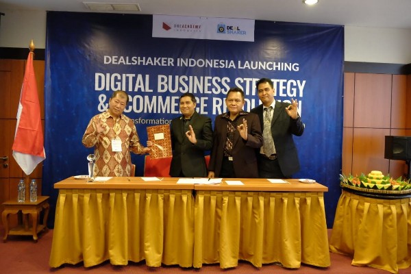  OneAcademy Indonesia Luncurkan Platform \'DealShaker.ID\'*