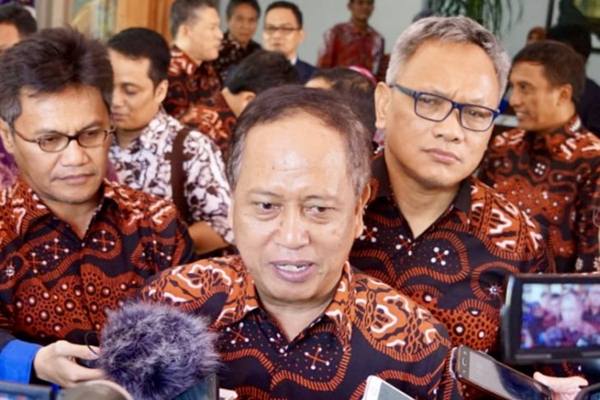  Menristekdikti Minta Mahasiswa Tidak Golput : Coblos Satu Saja, Kalau Dicoblos Dua Batal