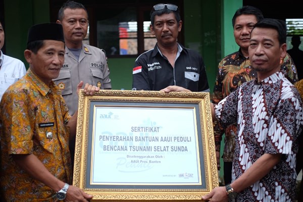 AAUI Salurkan Bantuan kepada Korban Tsunami Banten dan Lampung 