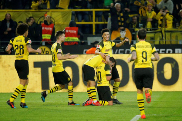  Hasil Bundesliga, Dortmund Tinggalkan Munchen Lagi
