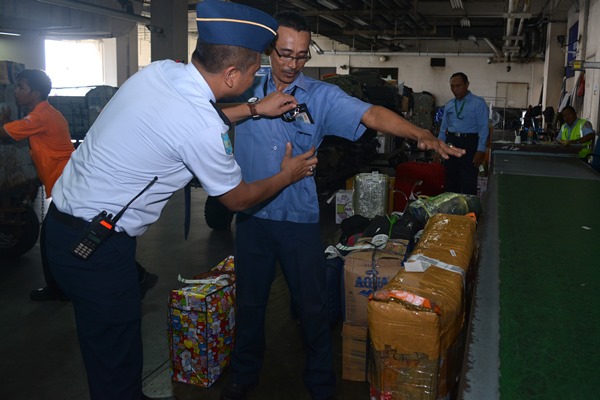  Penumpang China Airlines ini Bawa 400 Butir Peluru di Bandara Juanda Surabaya