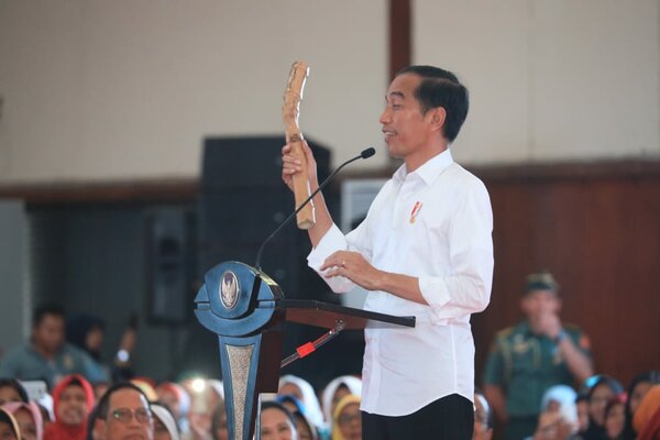  Bantuan PKH Cair April, Begini Pesan Jokowi