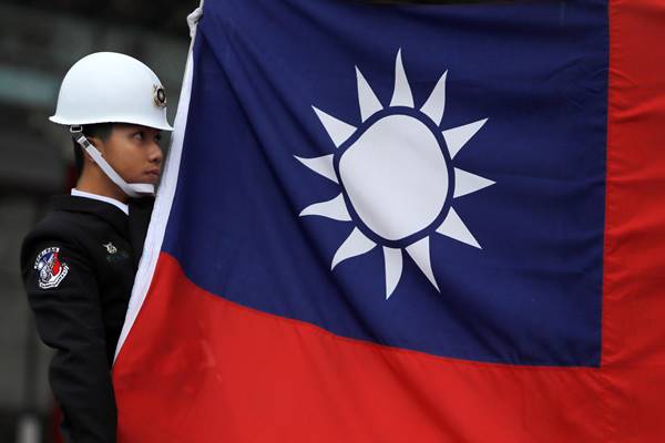  China dan Taipei Memanas, Dua Kapal Perusak AS Lintasi Selat Taiwan 