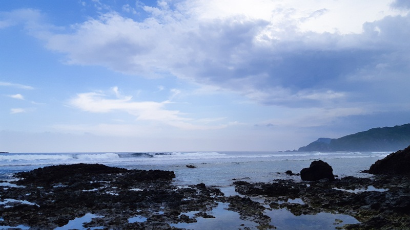  Pantai Seger Lombok Bikin Deg-degan