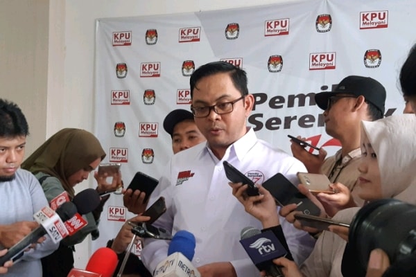  Heboh Warga Negara China Miliki KTP-el, KPU Pastikan WNA Tak Punya Hak Pilih