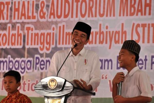  Presiden Jokowi Janji Tingkatkan Kapasitas SDM di Pondok Pesantren
