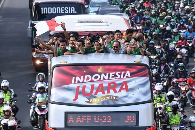  Juara Piala AFF U-22, Timnas Indonesia Diarak Menuju Istana Negara