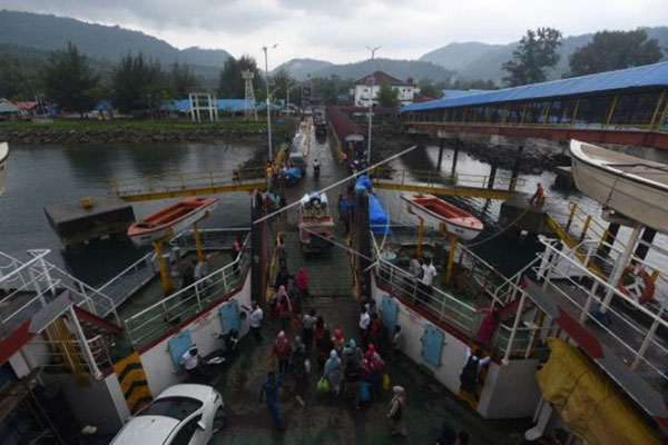  Jumlah Penumpang Angkutan Laut di Aceh Tumbuh 15 Persen