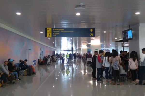  Kunjungan Wisman Melalui Bandara Ahmad Yani Turun