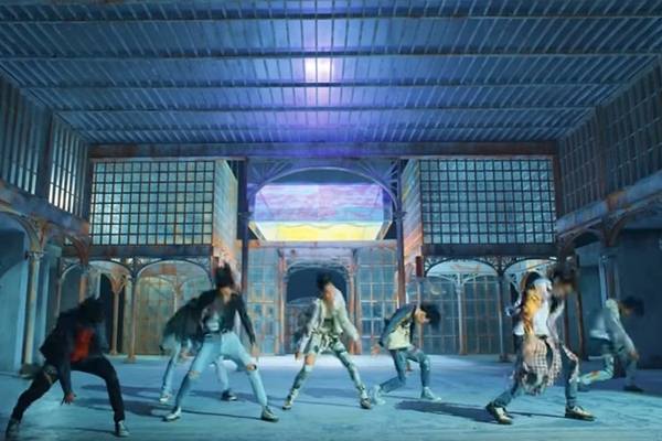  Boy Band Korsel BTS Tarik Minat Warga London, Tiket Habis dalam 90 Menit