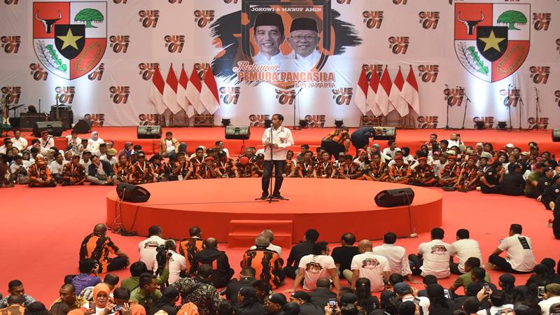  Ketum Pemuda Pancasila Puji Prabowo Pintar di Depan Jokowi