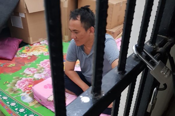  Foto-foto Diduga Andi Arief & TKP Penangkapan Kasus Narkotika Viral di Grup Obrolan