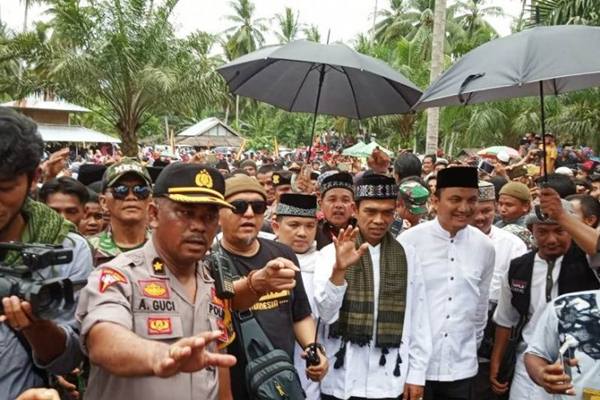  TKN Bawa Ustaz Abdul Somad ke Tengah, BPN Bilang Terlambat Sudah