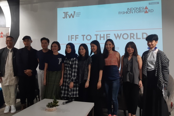  Mengintip Persiapan Desainer Indonesia Tampil di Pekan Mode Korea dan Tokyo