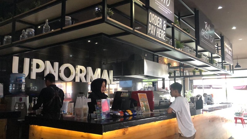  Warunk Upnormal Gaet Milenial Makassar Lewat Konsep Halal Lifestyle