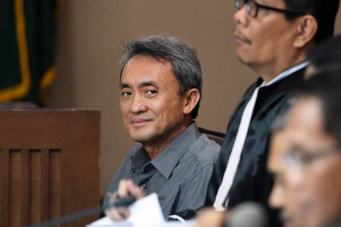  Kasus Suap Panitera: Eddy Sindoro Divonis 4 Tahun Penjara