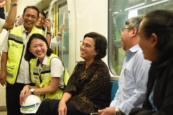  DPRD DKI Tolak Tarif MRT dan LRT 