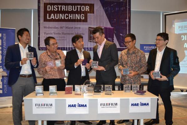  Fujifilm dan Harrisma Kerja Sama Pasarkan LTO Ultrium Data Cartridge di Indonesia