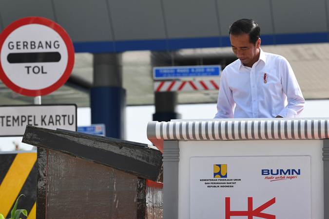  Jokowi : Pembangunan Infrastruktur Harus Diikuti Perizinan Cepat