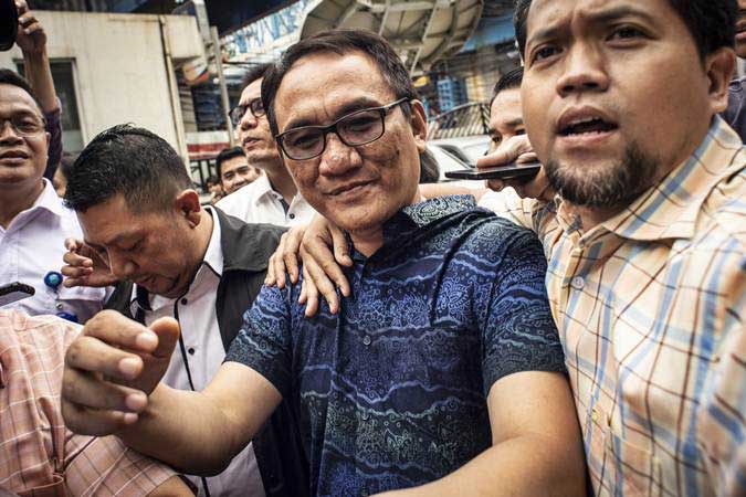 5 Terpopuler Nasional: Andi Arief Ternyata Telah Lama Kecanduan Narkotika, Ini Yang Dirasakan Jokowi Saat Naik KRL
