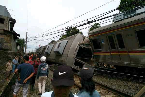  KRL Anjlok di Bogor, Tiga Gerbong Rusak Hingga Terguling